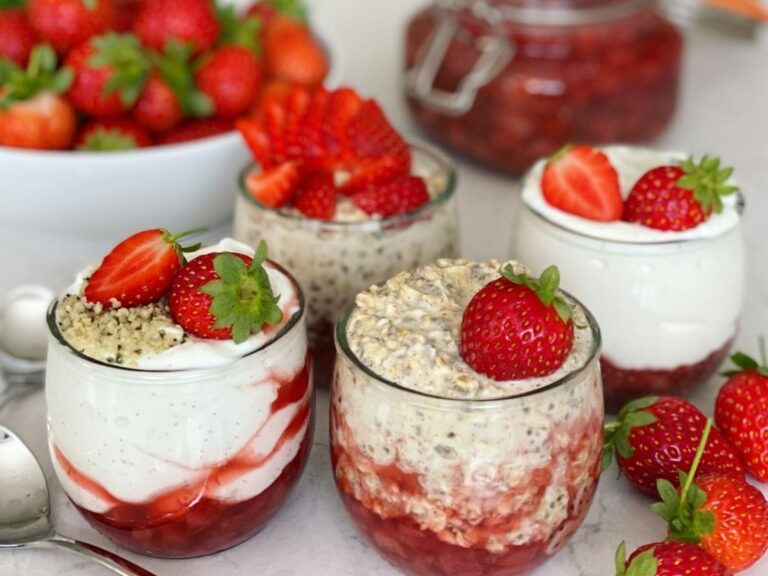 Strawberries and Cream breakfast pots